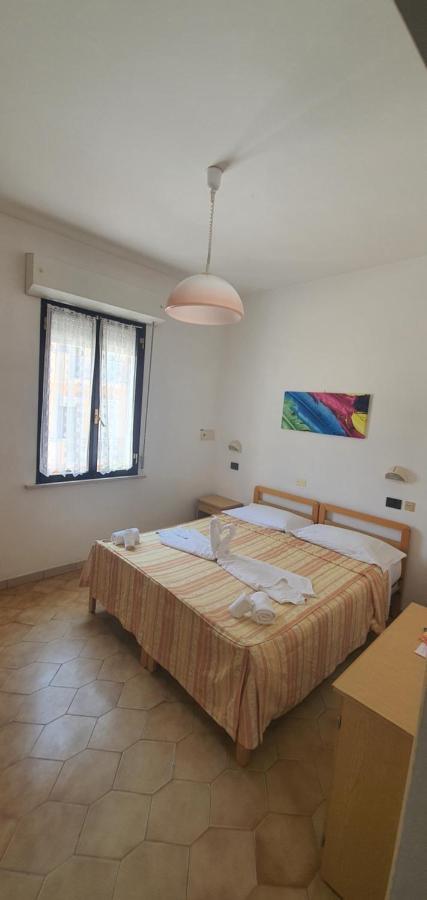 Hotel Vela Azzurra Rimini Dış mekan fotoğraf