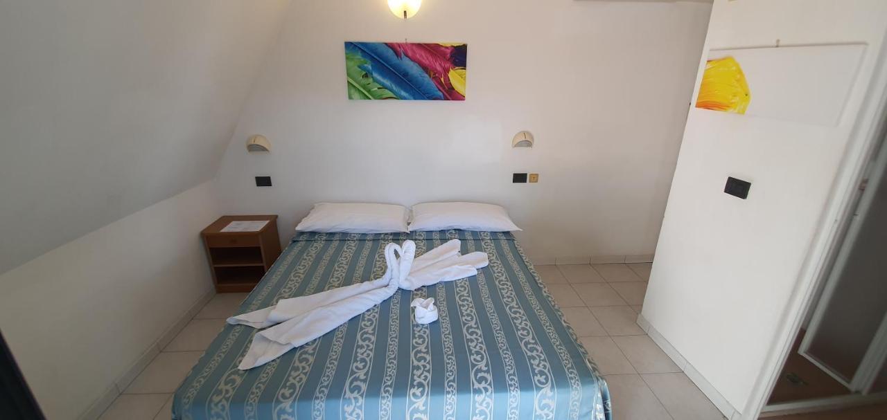 Hotel Vela Azzurra Rimini Dış mekan fotoğraf