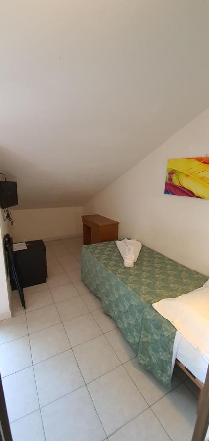Hotel Vela Azzurra Rimini Dış mekan fotoğraf