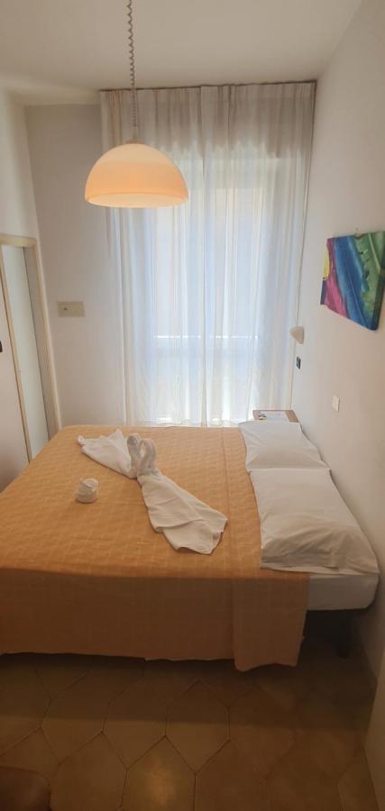 Hotel Vela Azzurra Rimini Dış mekan fotoğraf