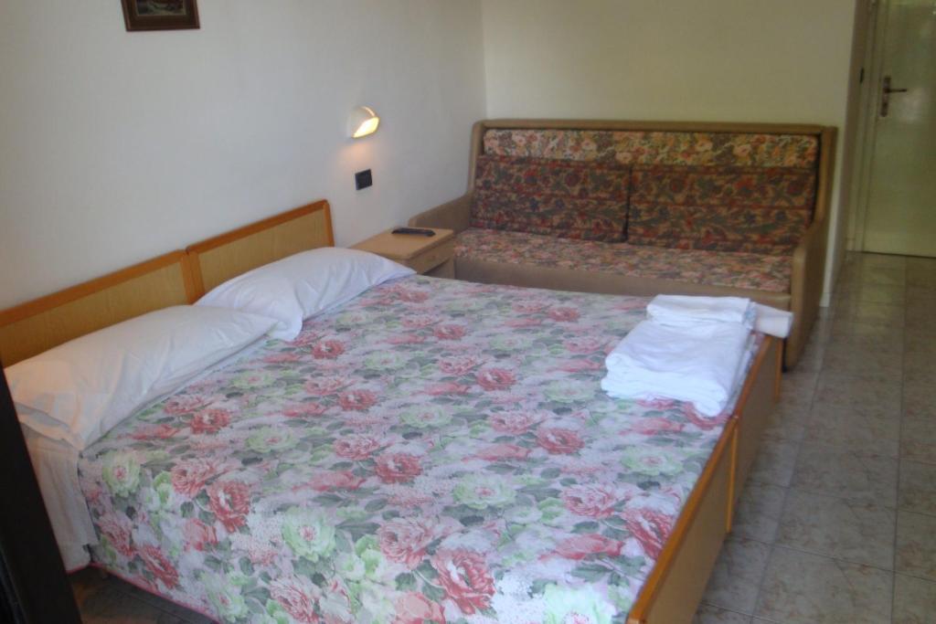 Hotel Vela Azzurra Rimini Oda fotoğraf
